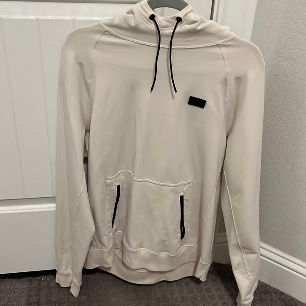 Tan Abercrombie & Fitch Hoodie with front zipper pockets. Size Lage